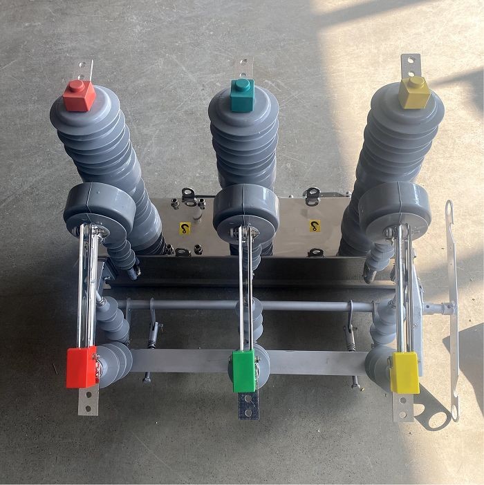 ZW32-12F Outdoor High Voltage Vacuum Demarcation Circuit Breaker suppliers